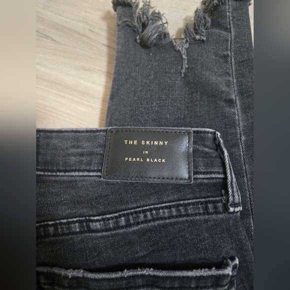 Zara Black Skinny Jeans with  Distressed Frayed Hem - Picture 7 of 8